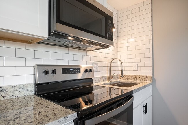 Building Photo - Discover Modern Living at Genesis Apartments – Cleveland, TN
