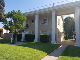 Building Photo - 814 S Verdugo Rd