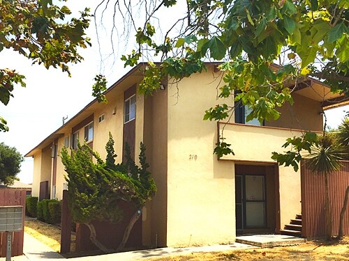 Foto del edificio - 210-218 N M St