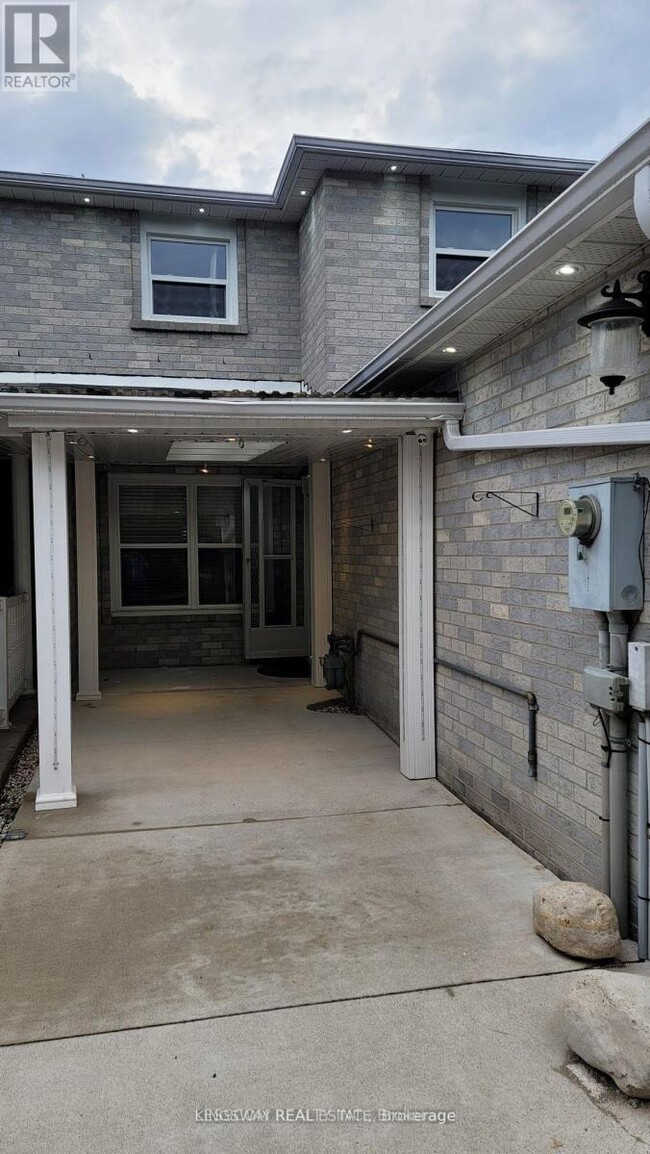 Photo du bâtiment - 12 Silverstream Rd