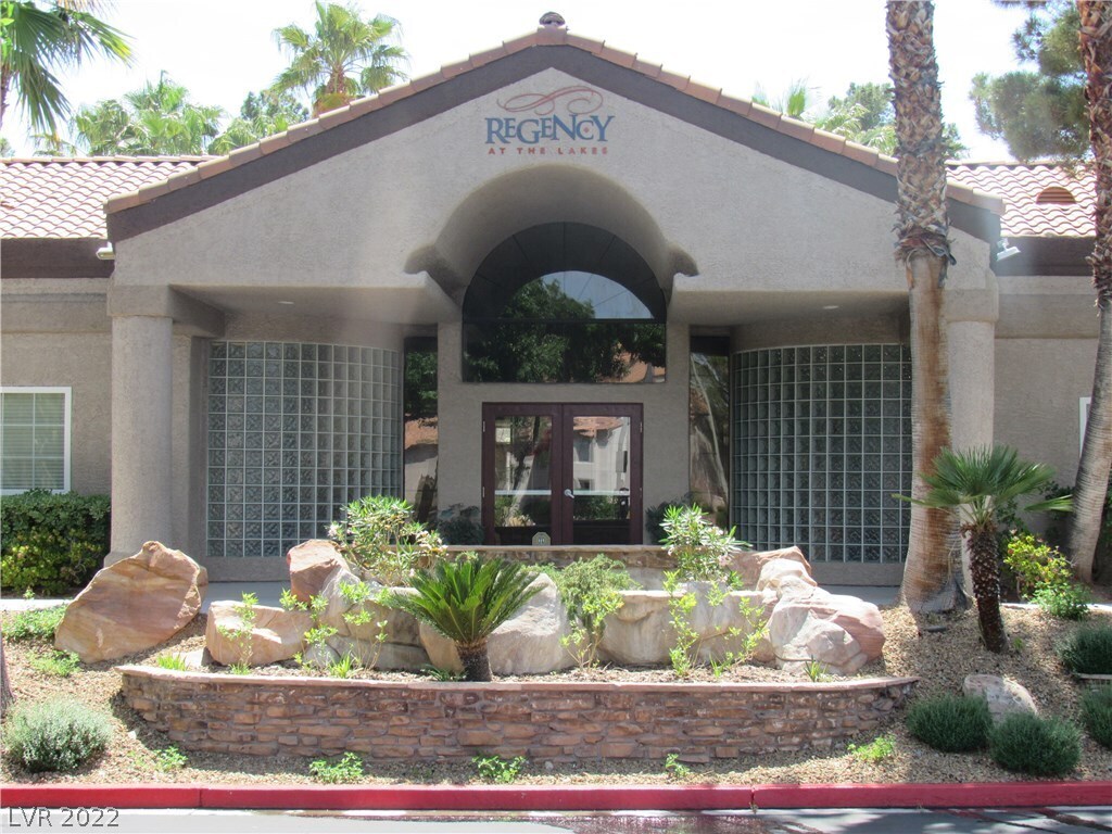 Primary Photo - 9325 W Desert Inn Rd