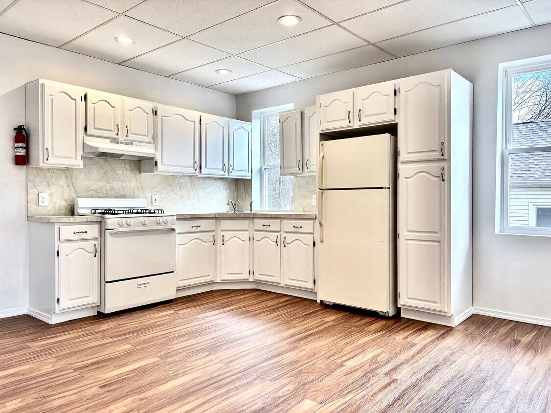 Foto principal - 186 Gilbert Ave