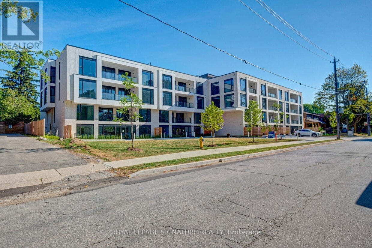 Primary Photo - 200-200 Keewatin Ave