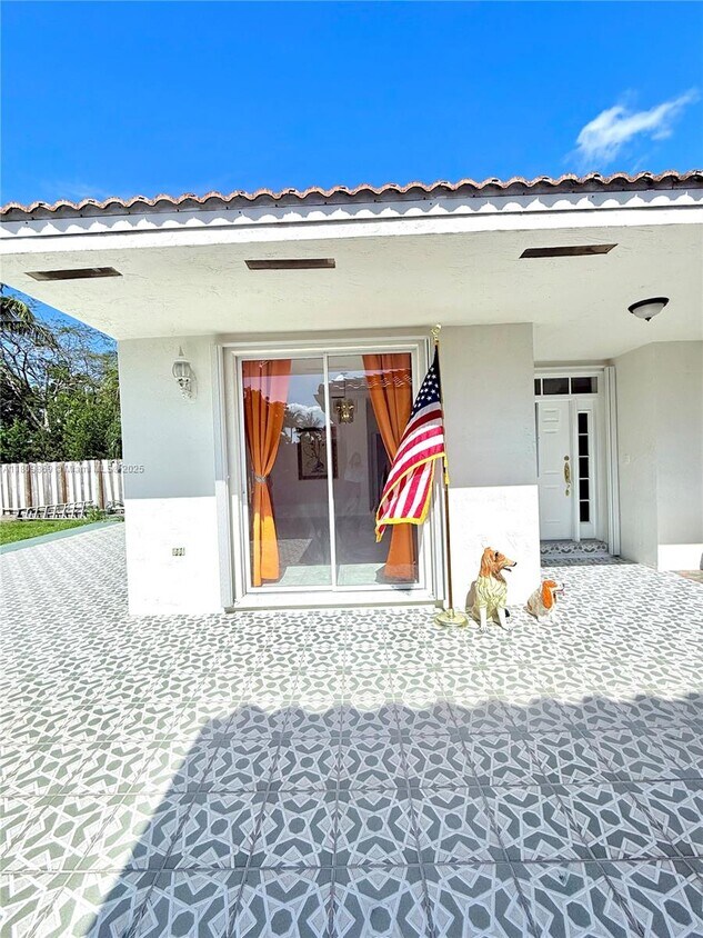 Photo - 14121 Southwest 168th Lane, Miami, FL 33177 - 3 BR 2 BA single-family home