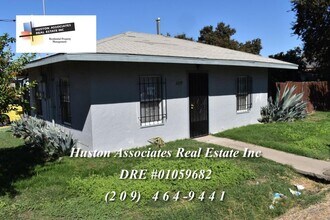 Building Photo - 2239 E Willow St