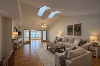 Building Photo - 6306 Vicksburg Rd