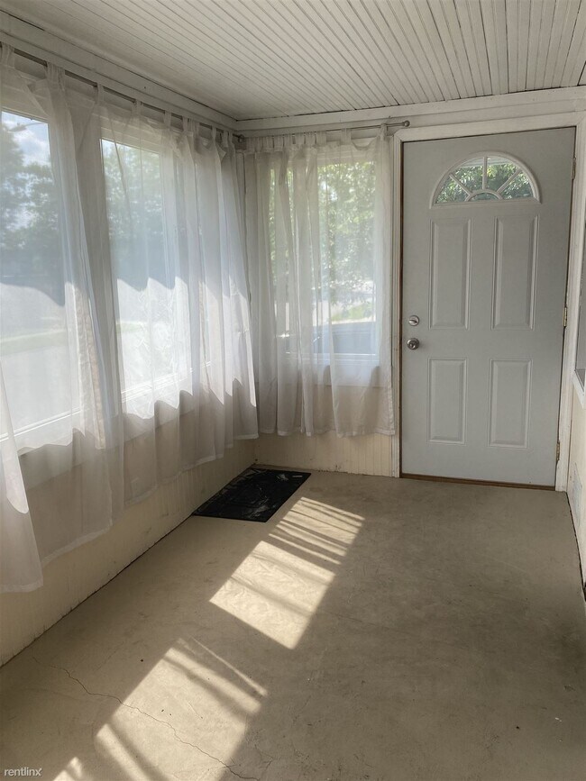 Foto del edificio - 1 br, 1 bath House - 2815 Grayson St