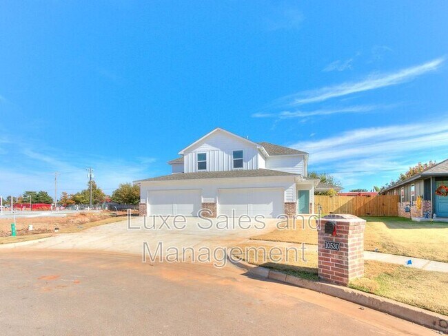 Building Photo - 10532 Utica Dr
