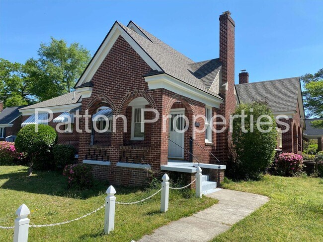 Building Photo - 3501-3503 Wilmot Avenue - Inside CoC - R13...