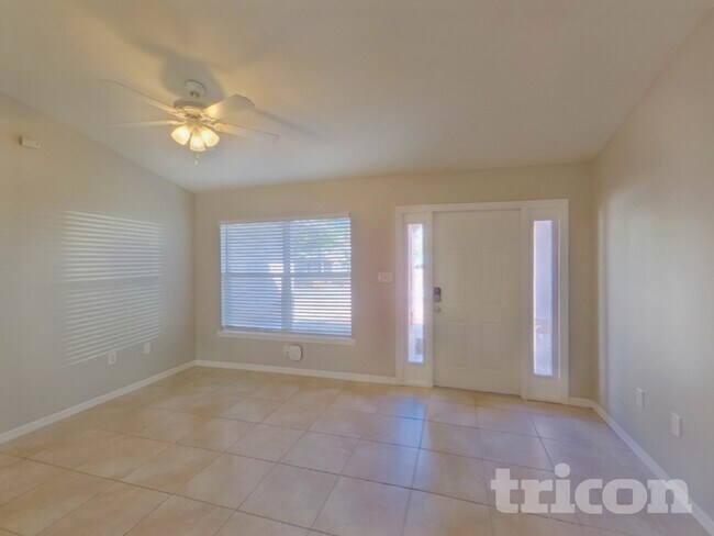 Foto del edificio - 23183 Burlingame Ave