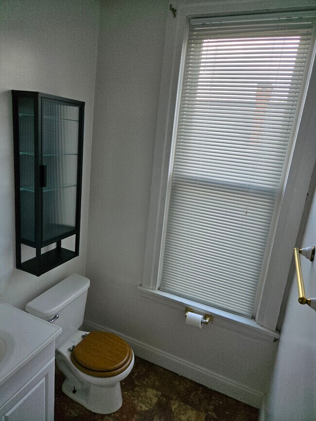Foto del edificio - 222 Pleasant St