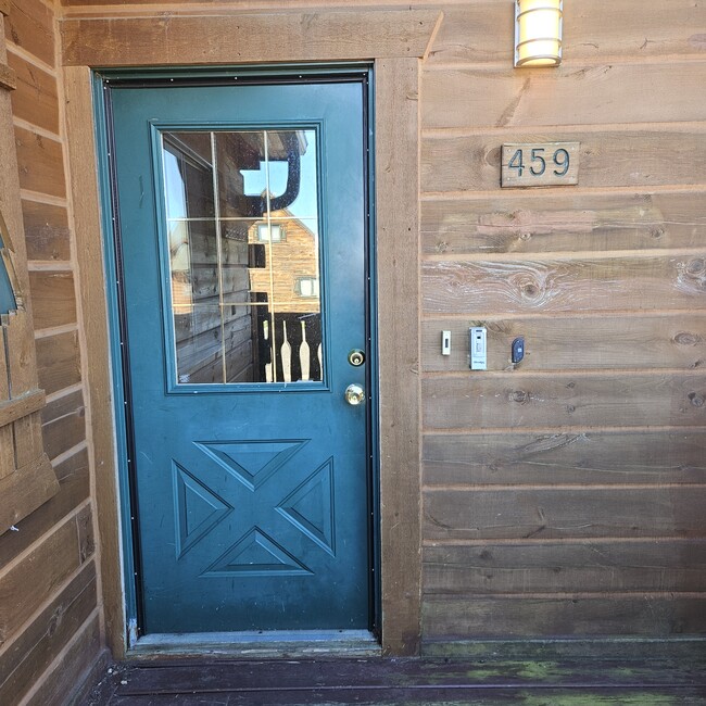 Building Photo - 459 Overlook Ct