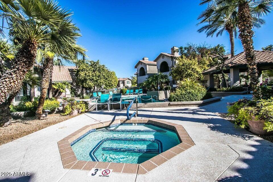 Foto principal - 9600 N 96th St