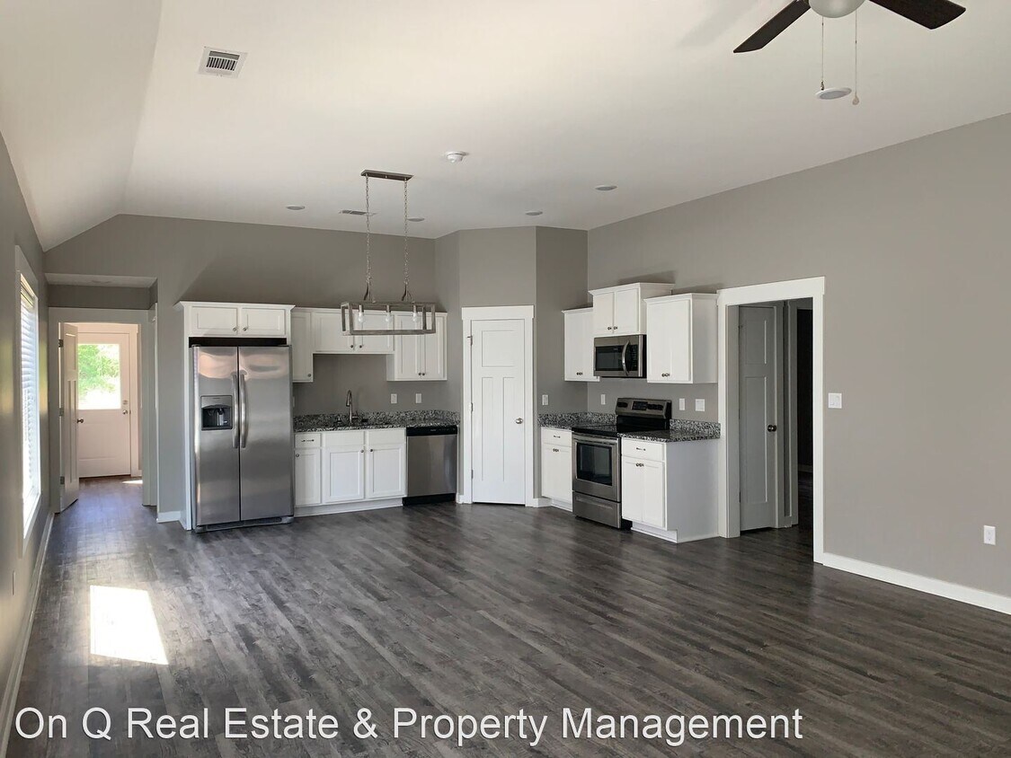 Foto principal - 3 br, 2 bath House - 295 Wolf Den