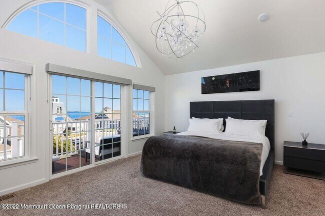 Foto del edificio - 10 Halfmoon Ct