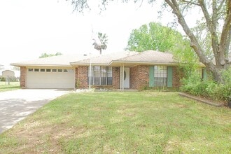 Building Photo - 4911 Longstreet Pl