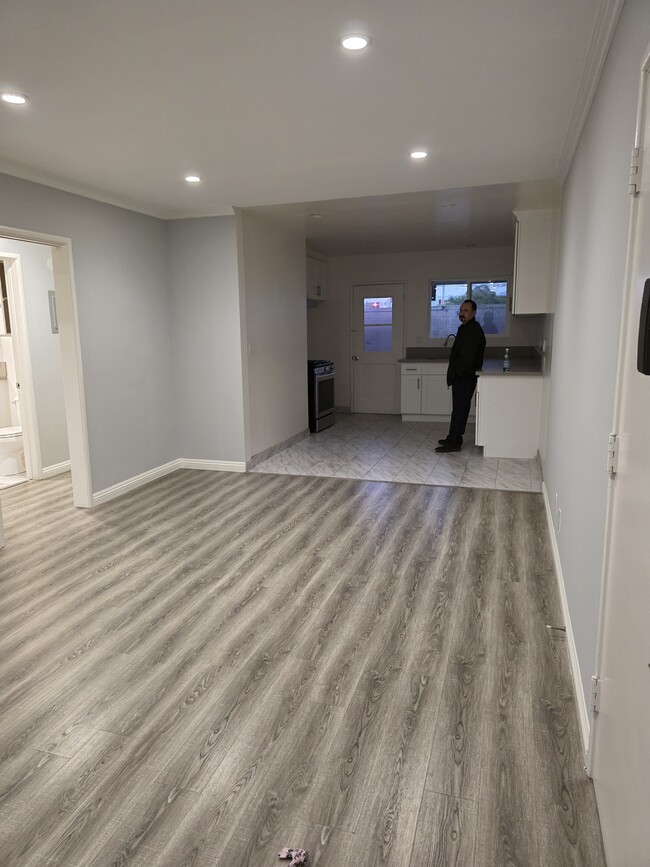 Livingroom/Kitchen - 218 E Chevy Chase Dr