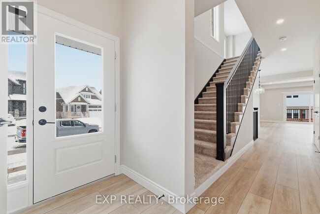 Building Photo - 59 Hedley Ln