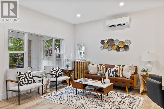 Photo du bâtiment - 304 Lincoln Rd