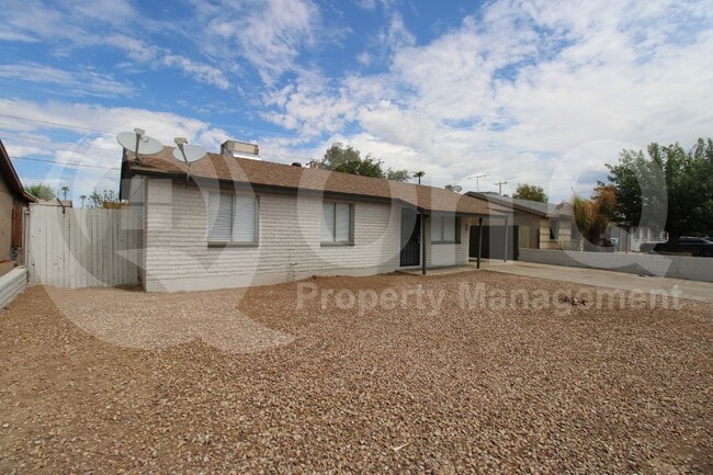 Photo - 8128 W Earll Dr House