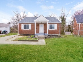 Building Photo - 1516 Collegewood Ln