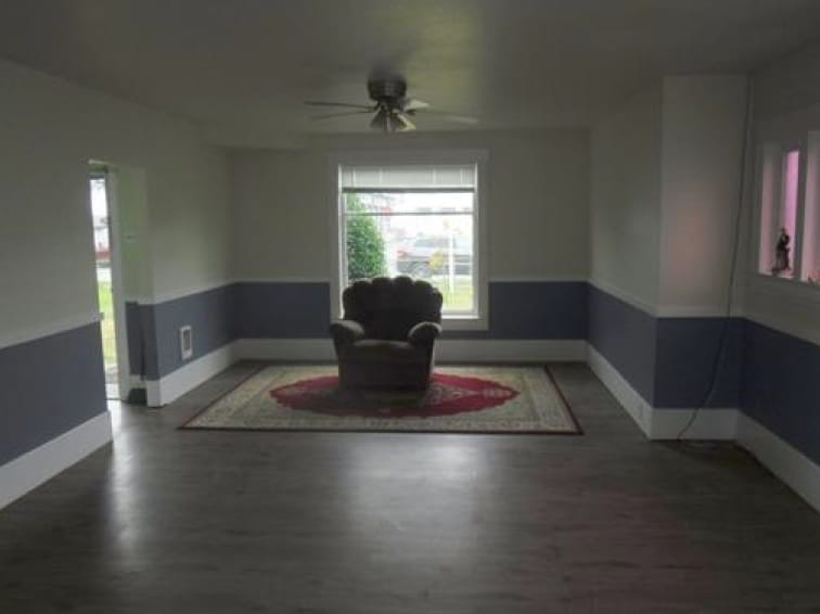Building Photo - 657 5th St