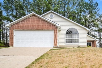 Building Photo - 3069 Oakvale Heights