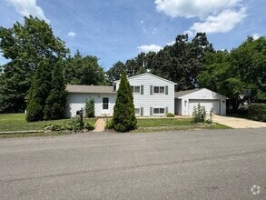 Building Photo - 26235 N Acorn Ln