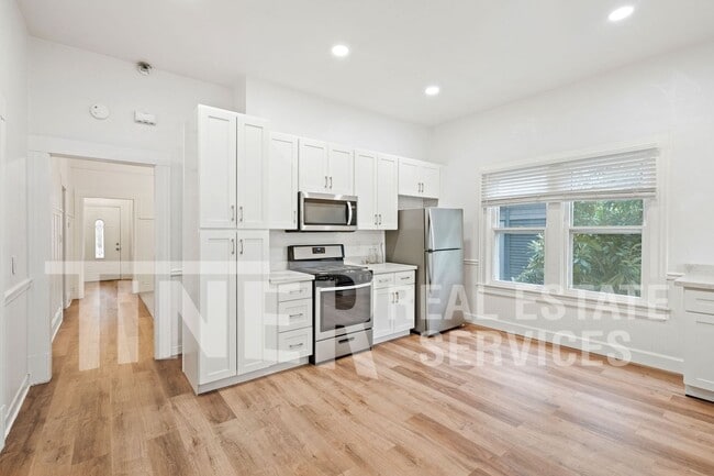 Photo - 1510 E Street- House