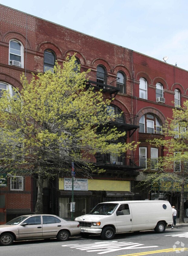 Primary Photo - 266 Malcolm X Blvd