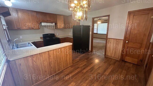 Foto del edificio - $1195 - 3 bed 1.5 bath - Single Family Home