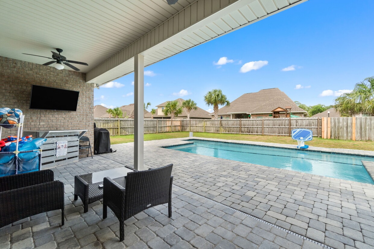 Primary Photo - 1464 Sabal Palm Dr