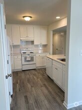 Building Photo - 160 Rockleigh Dr