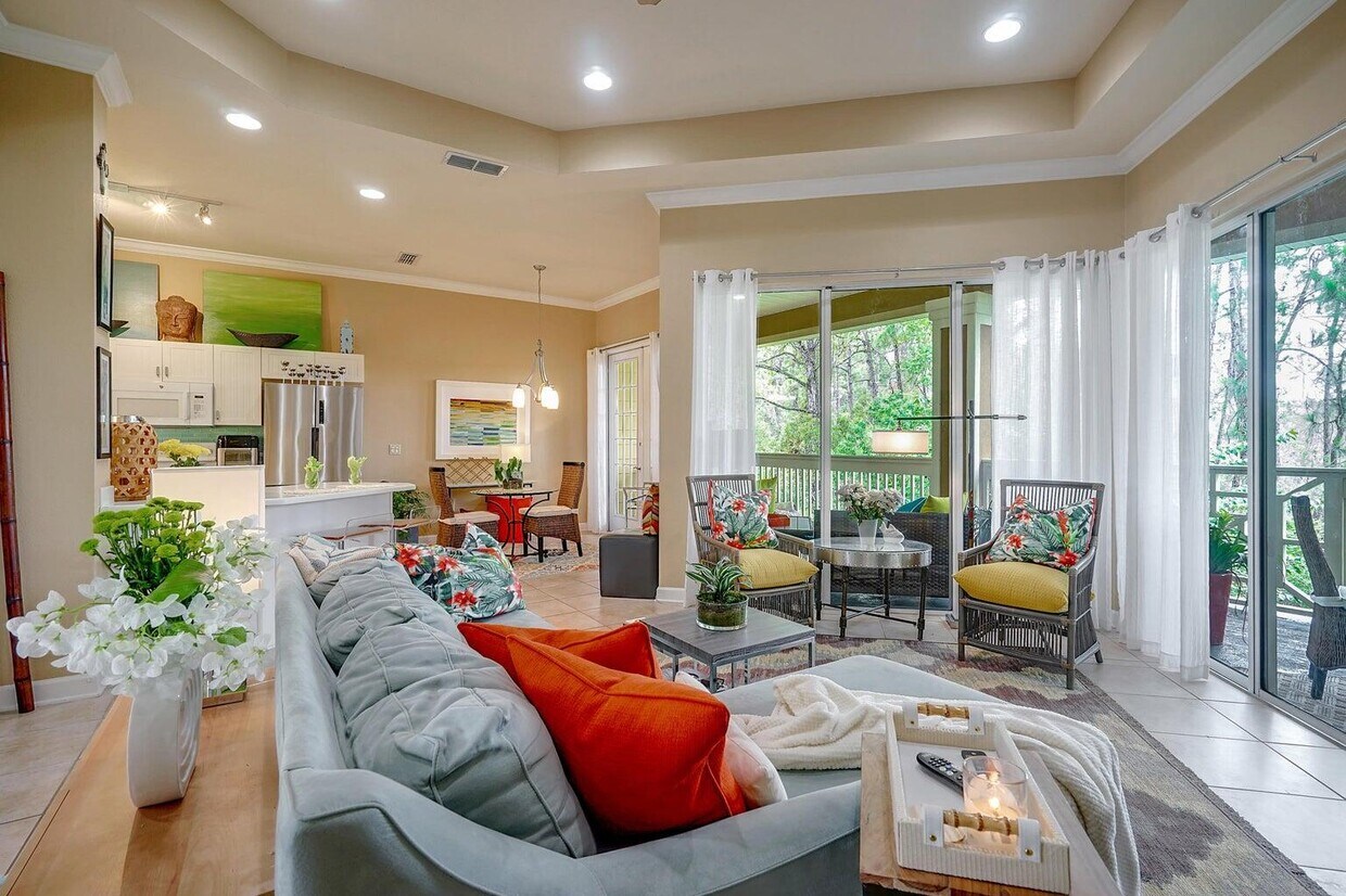 Foto principal - 2333 Crystal Cove Ln