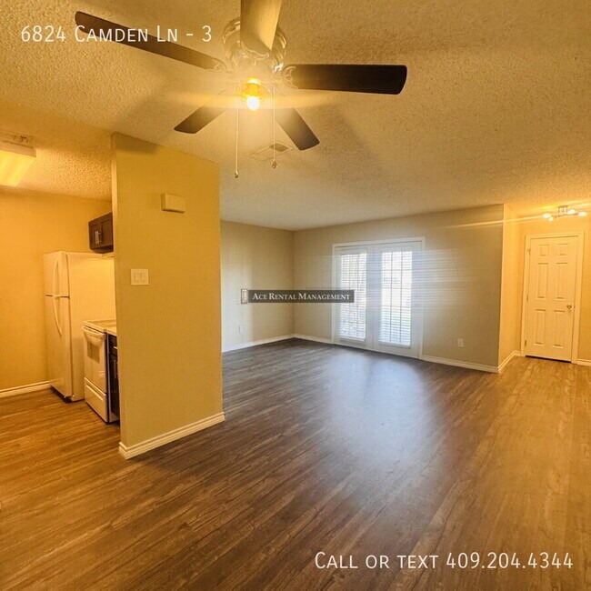 Foto del edificio - 6824 Camden Ln