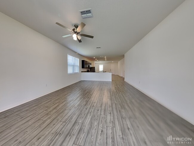 Building Photo - 4450 Horse Creek Ln