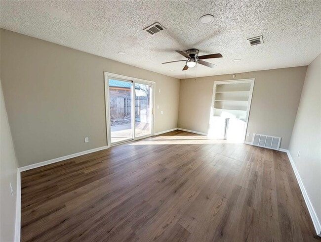 Building Photo - 7440 NW 6th St