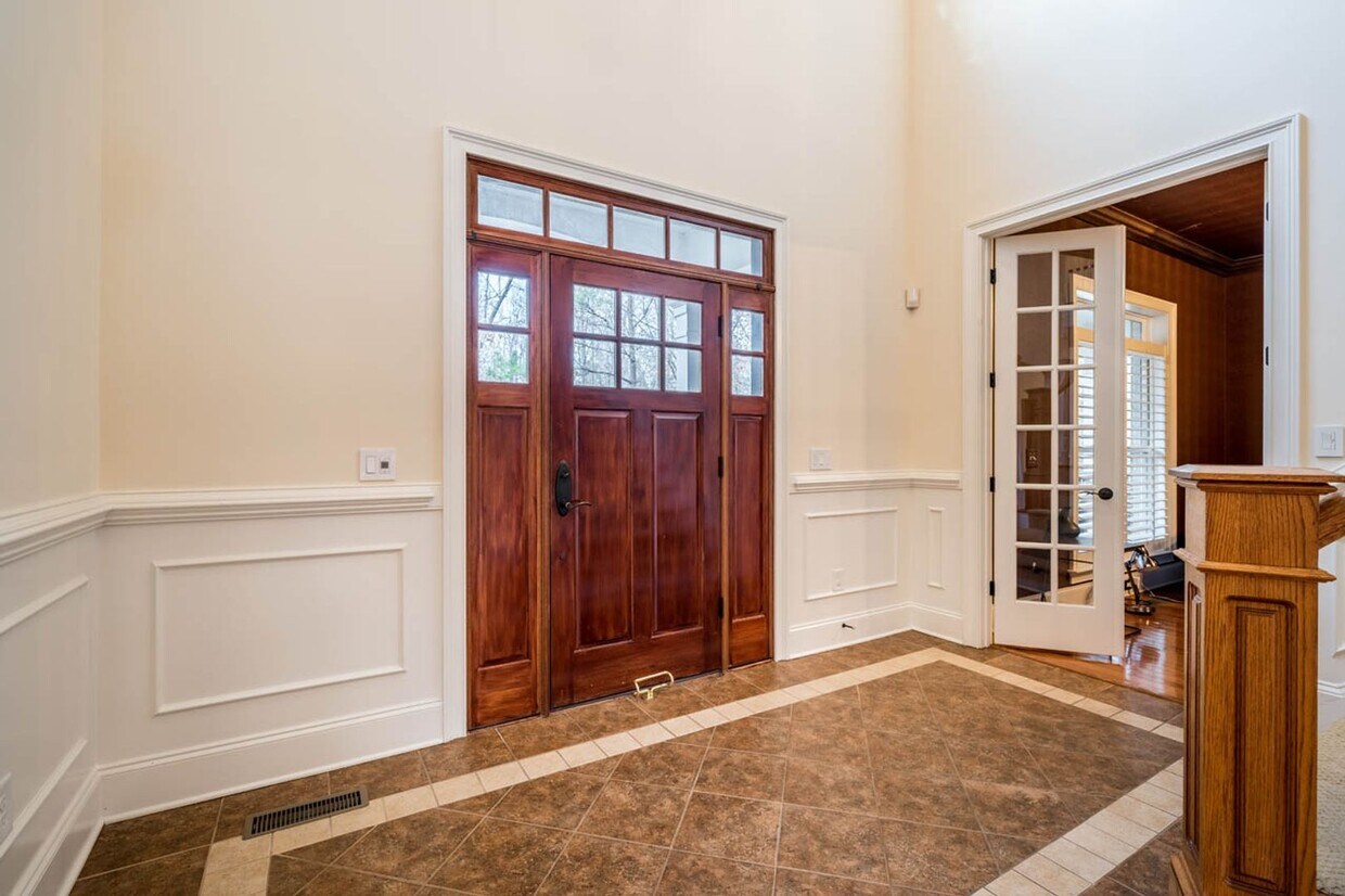 Primary Photo - 246 Valley Meadow Dr