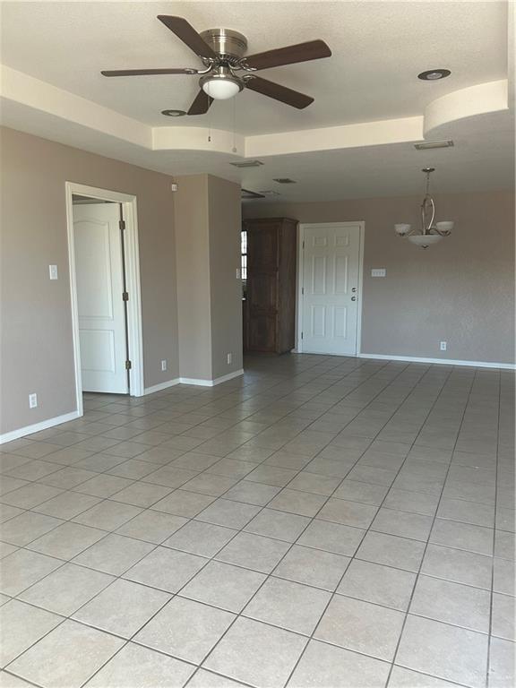 1030 W 12th St Unit B, Mercedes, TX 78570 Room for Rent in Mercedes