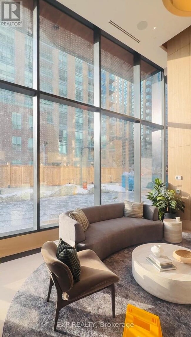 Building Photo - 36 Olive Ave