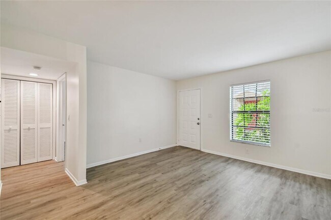 Foto del edificio - 3810 W Cleveland St