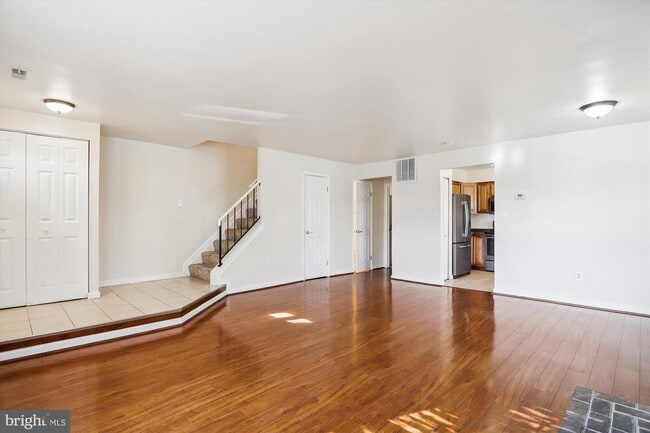 Building Photo - 13164 Musicmaster Dr