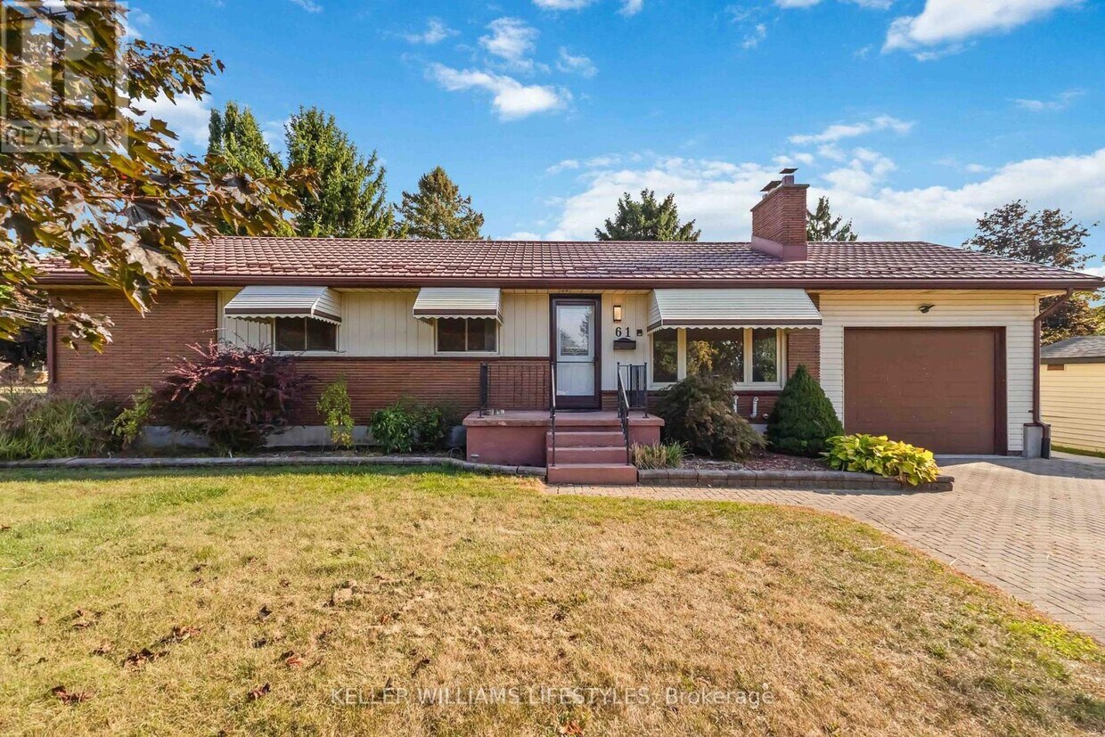 Photo principale - 61 Delaware St S
