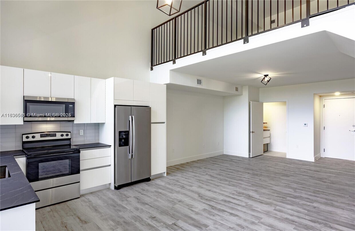 Foto principal - 4400 Sunrise Blvd