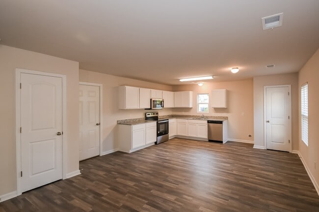 Foto del edificio - 222 Saddle Brooke Trce