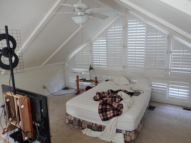 Foto del edificio - 1010 Cherry Laurel St