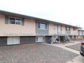 Building Photo - 227 Bonnymede Rd