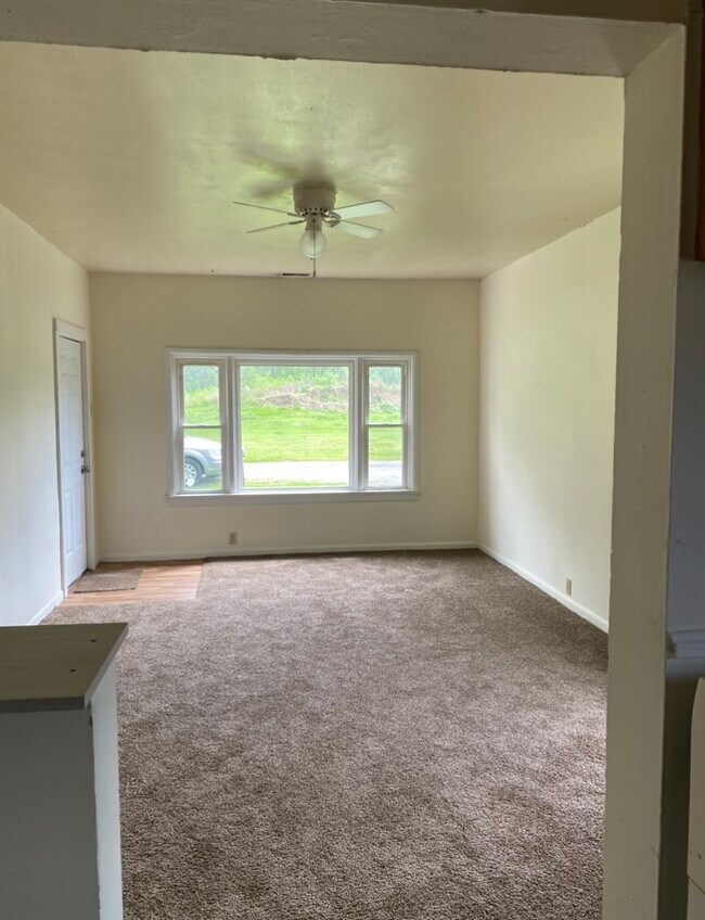 Foto del edificio - 107 N Lincoln St