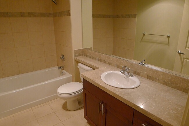 Foto del edificio - 5440 Leary Ave NW