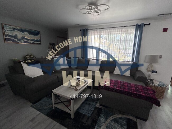 Foto del edificio - 9390 W Loomis Rd